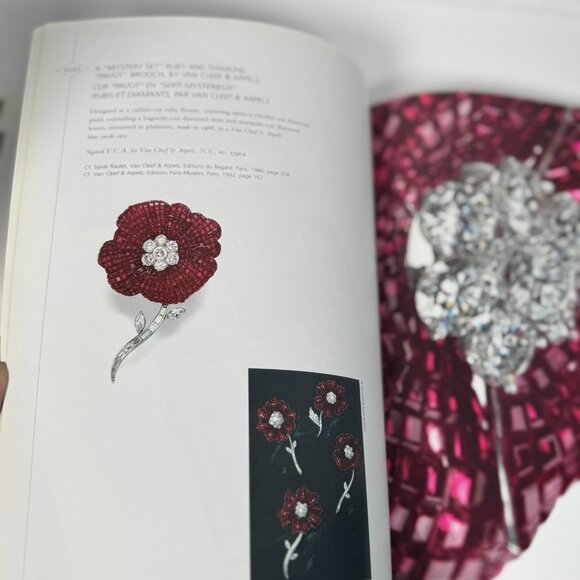Van Cleef & Arpels Centennial Tribute • Christie’s Auction Catalog Part I • Jewe - Picture 3 of 16